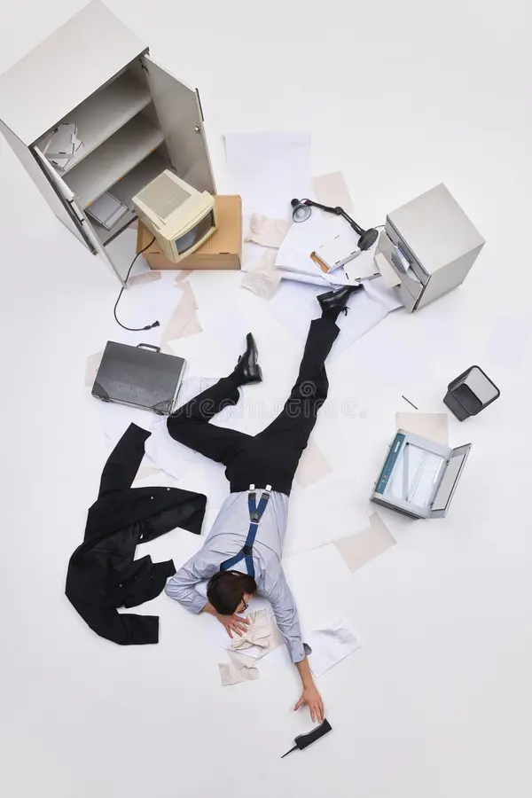 overworking stressed man - studip psiché